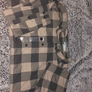 LONG SLEEVE COLUMBIA FLANNEL!